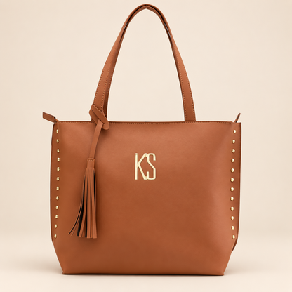Bolsa Sacola London caramelo sozinha em fundo bege